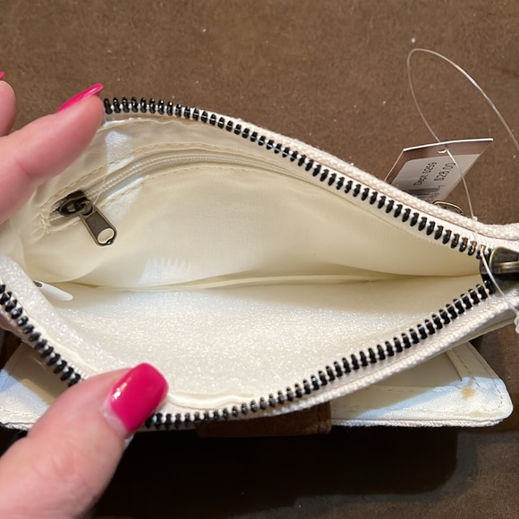 NWT True Craft Wristlet - Picture 7 of 12